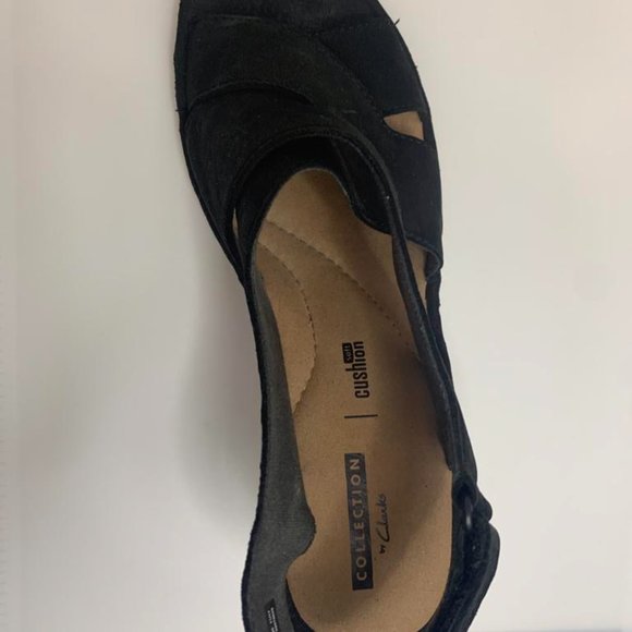 Collections by Clark’s soft cushion shoes - Picture 8 of 9